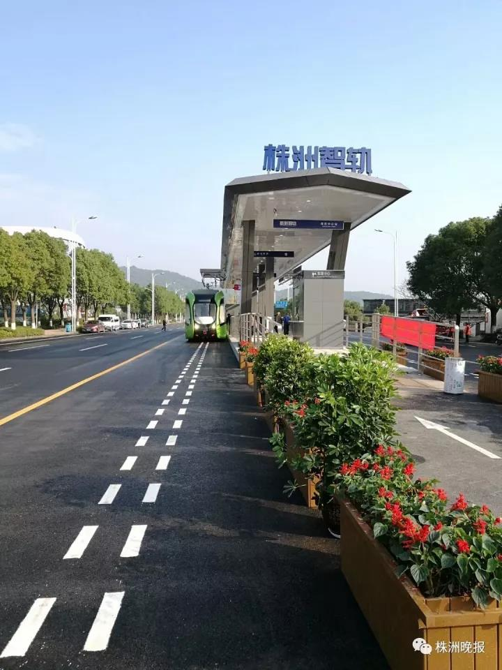 客車(chē)自動(dòng)破窗裝置,遙控自動(dòng)破玻器,破窗器,南冠破玻器